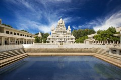 VRINDAVAN_PAGAL-BABA-TEMPLE_1-2