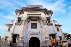 valmiki-ramayana-bhawan-ayodhya